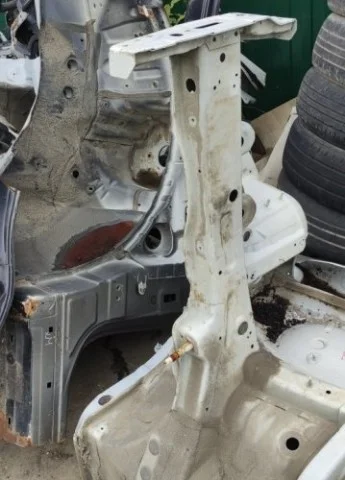 Лонжерон передний правый для Hyundai Solaris 1 рестайлинг 2014-2017 на фотографиях