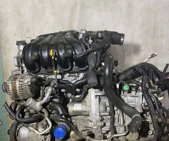 Двигатель без навесного для Nissan Serena C25 2005-2012 на фотографиях