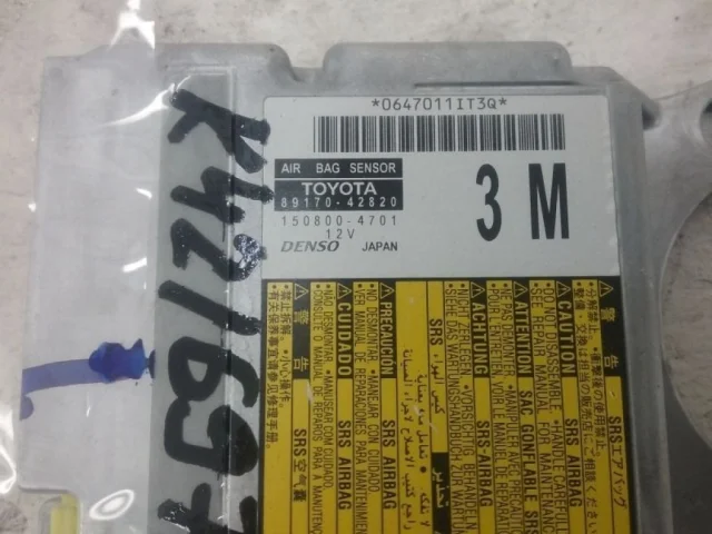 Блок ABS для Toyota RAV4 XA40 rest 2015-2019 на фотографиях