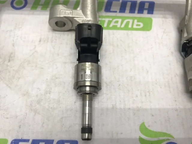 Форсунка топливная для Mazda CX 5 KF 2017 на фотографиях