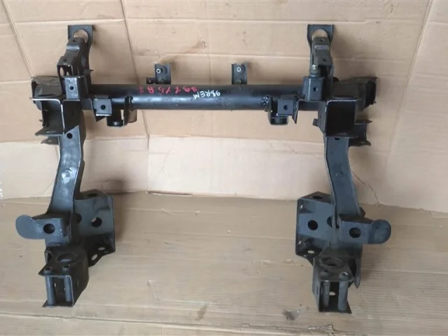 Подрамник двигателя для Mitsubishi Pajero V90 5dr 2006-2011 на фотографиях