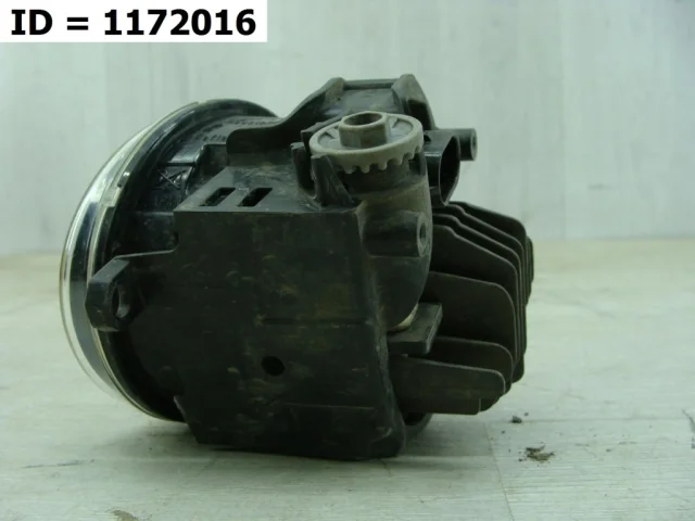 Противотуманка (ПТФ) передняя левая для Toyota Land Cruiser 200 2007-2015 на фотографиях