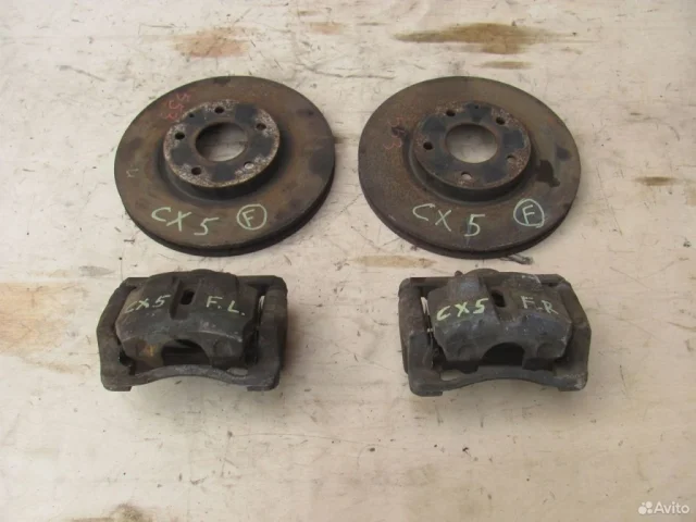 Суппорт задний правый для Mazda CX 5 KE 2011-2017 на фотографиях