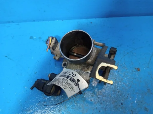 Дроссельная заслонка для Toyota RAV4 XA20 2000-2005 на фотографиях