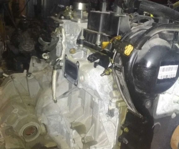 Двигатель без навесного для Ford Kuga CBS rest 2016-2019 на фотографиях