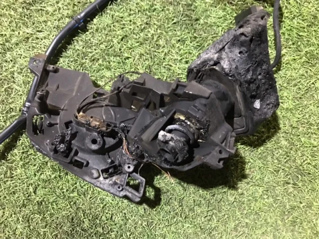 Стекла и зеркала для Audi Q7 4M 2015+ на фотографиях