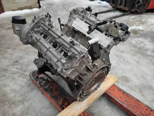 Двигатель для Mercedes-Benz GL class X164 2006-2012 на фотографиях