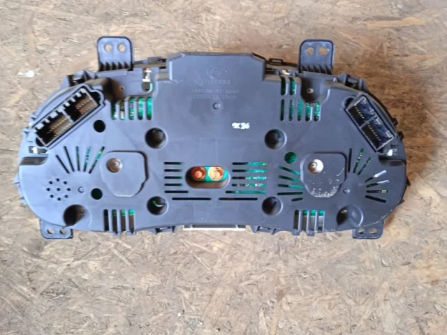 Приборная панель для Hyundai Solaris 1 RB (2011-2013) на фотографиях