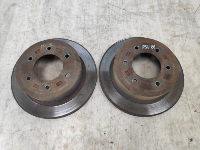 Диски тормозные задние (комплект) для Mitsubishi Pajero Sport KH0 2008-2013 на фотографиях