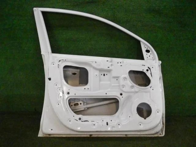 Дверь передняя левая для Hyundai Solaris 2 (2017-2022) на фотографиях