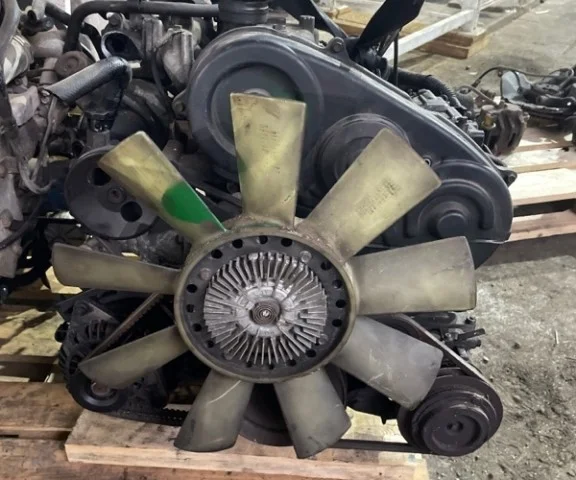 ГБЦ для Hyundai Starex A1 1997-2007 на фотографиях