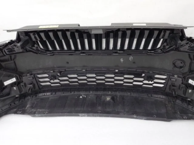 Ноускат для Skoda Rapid II 2020+ на фотографиях