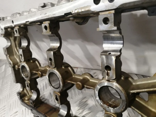 ГБЦ для Porsche Cayenne 958 2010-2014 на фотографиях