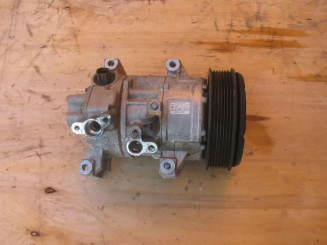Компрессор кондиционера для Toyota RAV4 XA20 2000-2005 на фотографиях