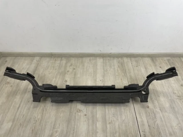 Абсорбер переднего бампера для Audi Q7 4M 2015+ на фотографиях