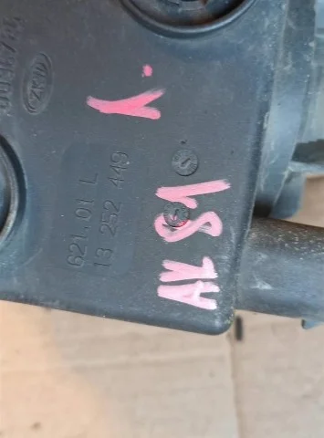 Противотуманка (ПТФ) передняя левая для Opel Zafira C 2011-2015 на фотографиях