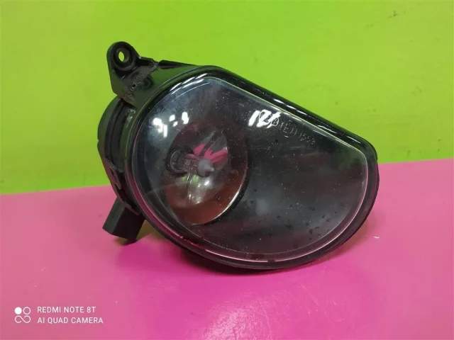 Противотуманка (ПТФ) передняя левая для Audi Q7 4L 2005-2015 на фотографиях