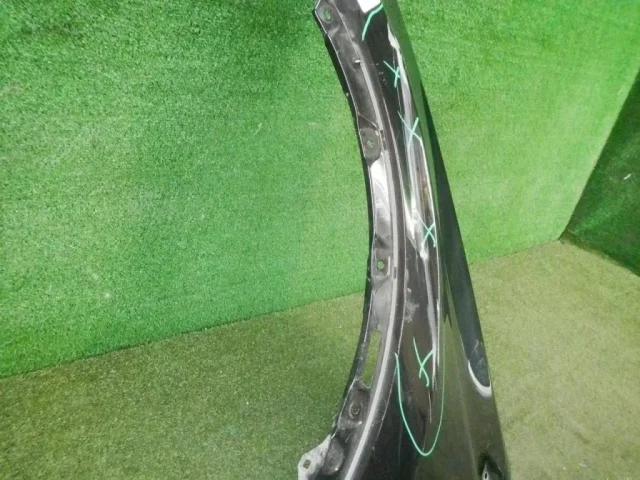 Крыло правое для Toyota RAV4 XA40 rest 2015-2019 на фотографиях