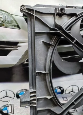 Вентилятор радиатора охлаждения ДВС для Mercedes-Benz M class W164 2005-2011 на фотографиях