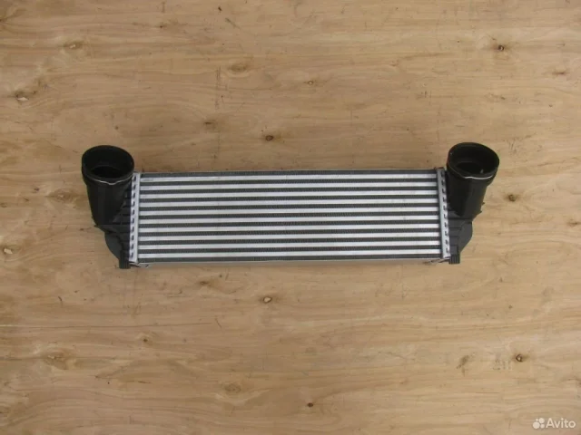 Интеркулер для BMW X5 Е70 2006-2013 на фотографиях