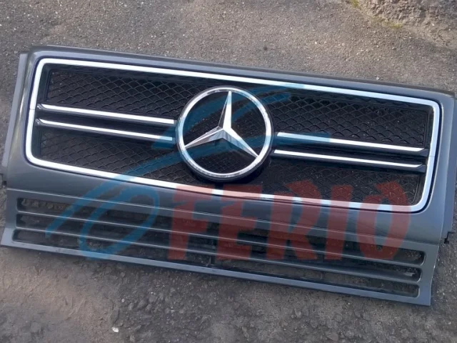 Решетка радиатора для Mercedes-Benz G class W463 1990-2012 на фотографиях