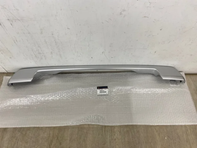 Усилитель переднего бампера для Mitsubishi Pajero Sport KH0 rest 2013-2017 на фотографиях