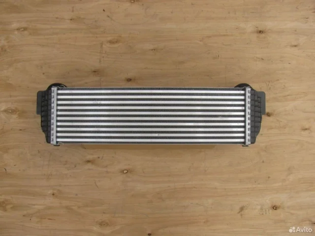 Интеркулер для BMW X5 Е70 2006-2013 на фотографиях