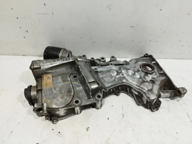 Передняя крышка двигателя для Volkswagen Polo V Седан (6R) 2009-2015 на фотографиях