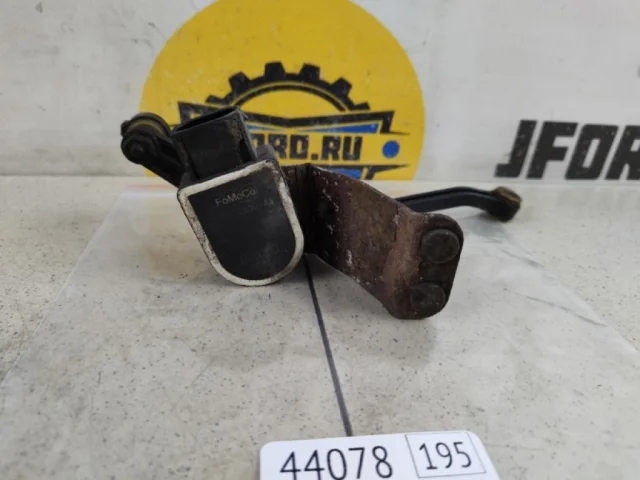 Датчик положения кузова для Volvo XC60 Y20 2008-2017 на фотографиях