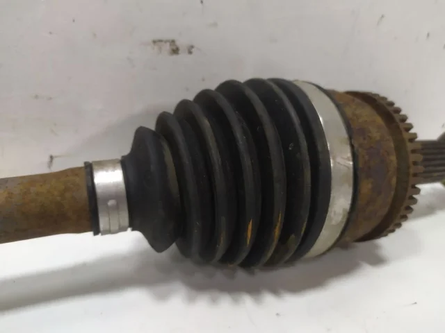 Привод задний левый для Hyundai Solaris 1 RB (2011-2013) на фотографиях