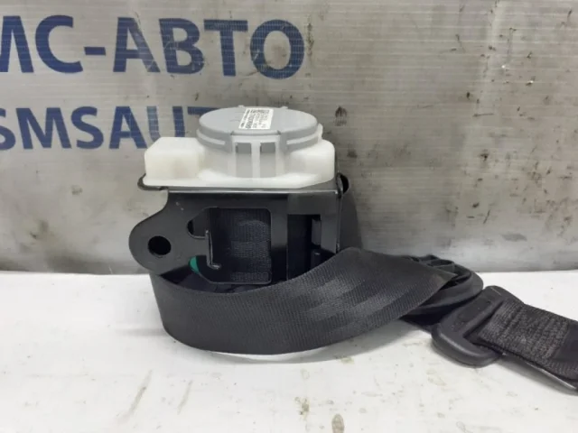 Ремень безопасности передний левый для Audi Q7 4M 2015+ на фотографиях