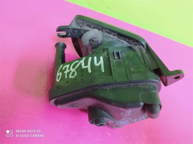 Противотуманка (ПТФ) передняя левая для Audi Q7 4L 2005-2015 на фотографиях