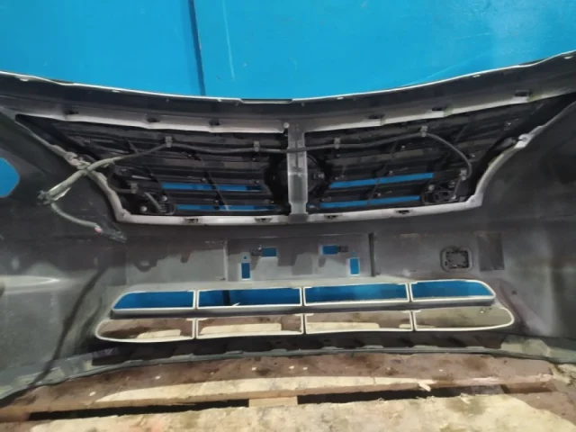 Усилитель переднего бампера для Nissan Teana L33 2014-2020 на фотографиях