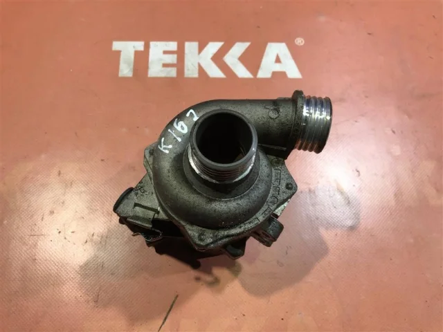 Насос охлаждающей жидкости ДВС(Помпа) для BMW 3er Е93 Кабриолет 2007-2012 на фотографиях