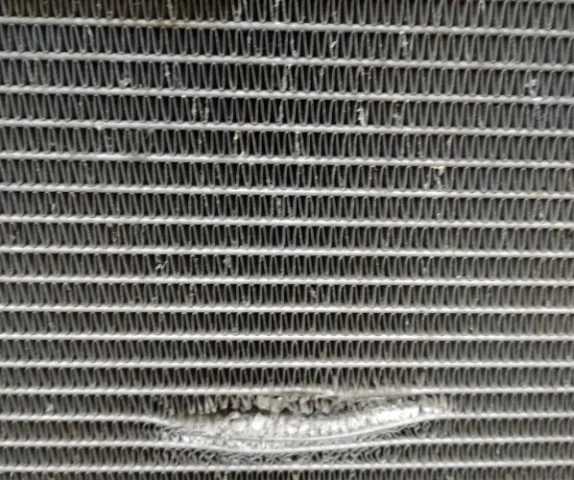 Радиатор охлаждения ДВС для BMW 3er F30 2011-2019 на фотографиях