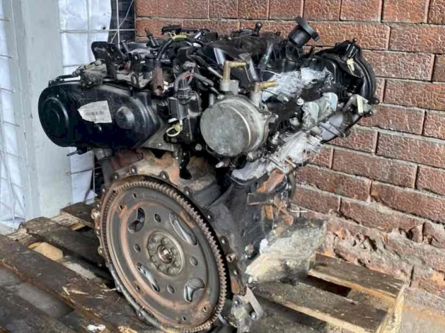 Двигатель без навесного для Jaguar XF X250 2008-2016 на фотографиях