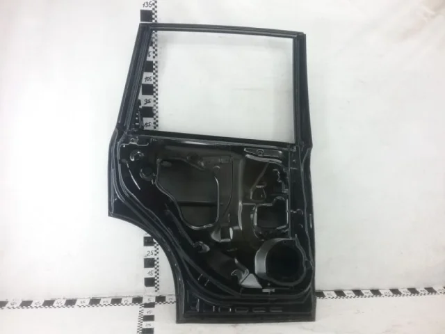 Дверь задняя левая для Subaru Forester SJ 2013-2016 на фотографиях