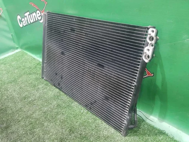 Панель радиатора (телевизор) для BMW 3er Е90 2005-2011 на фотографиях