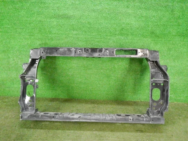 Панель радиатора (телевизор) для Hyundai Creta 1 GS 2016-2021 на фотографиях