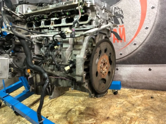 Двигатель для Chevrolet TrailBlazer GMT360 2001-2010 на фотографиях