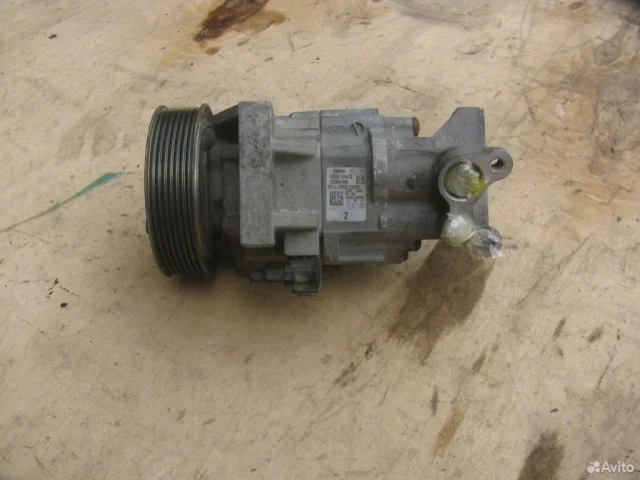 Компрессор кондиционера для Nissan Tiida C11 JDM Хэтчбек 2004-2012 на фотографиях