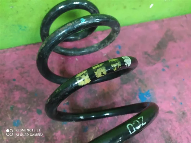 Пружина амортизатора задняя для Volkswagen Jetta 6 2010-2019 на фотографиях