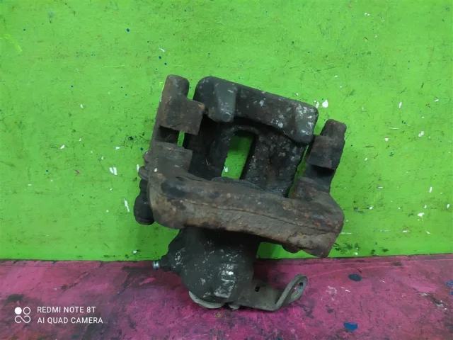 Суппорт задний левый для Volkswagen Polo V (6C) Седан 2015-2020 на фотографиях