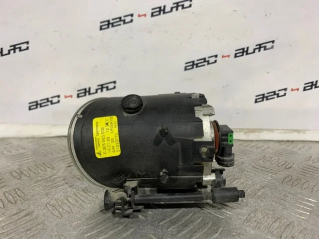 Противотуманка (ПТФ) передняя правая для Volvo C30 MK 2006-2013 на фотографиях