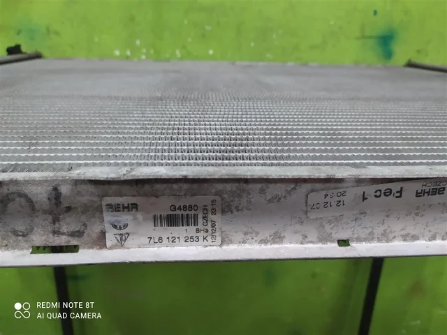 Радиатор охлаждения ДВС для Volkswagen Touareg I (7L) 2002-2010 на фотографиях