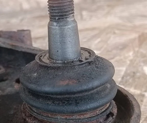 Рычаг передний правый верхний для Lexus LX J200 rest 2015+ на фотографиях