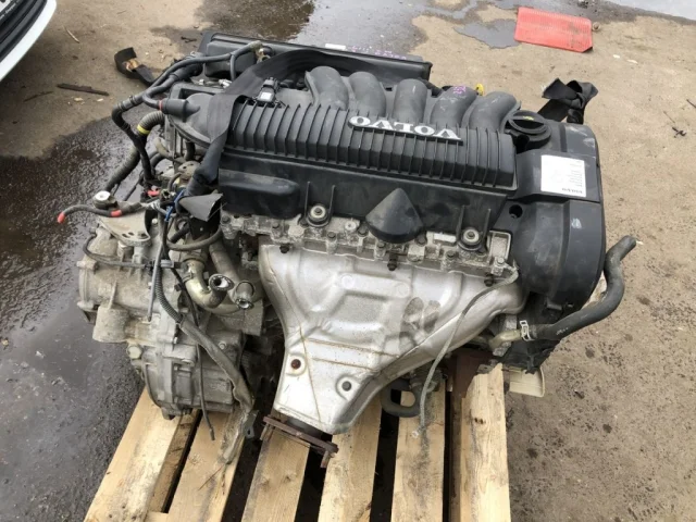 Продажа двигателя B5244S4