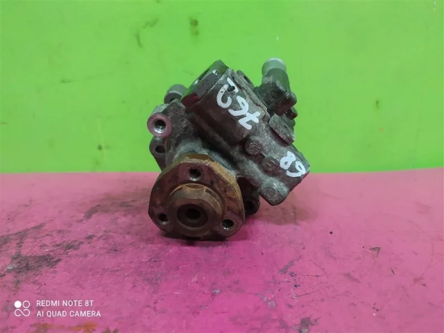 Насос ГУР для Volkswagen Jetta 4 1J 1998-2005 на фотографиях