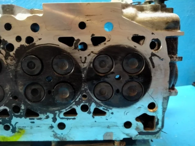 ГБЦ для Nissan Navara D40 rest 2010-2015 на фотографиях