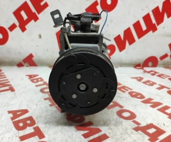Компрессор кондиционера для Subaru Forester SH 2008-2012 на фотографиях